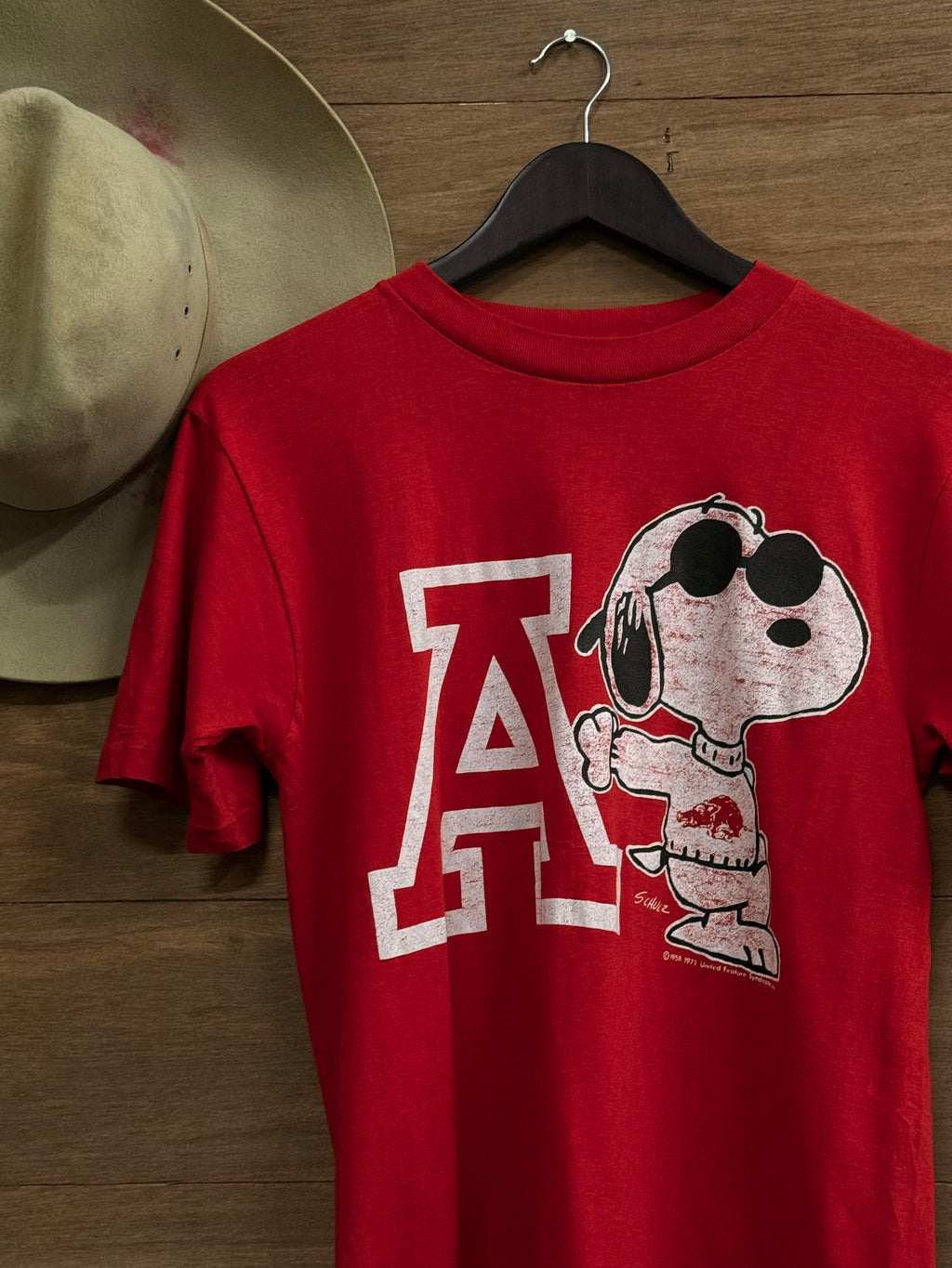 80s Arkansas Razorbacks Snoopy Tee
